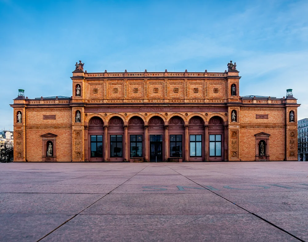 Historic brick façade of the Hamburger Kunsthalle